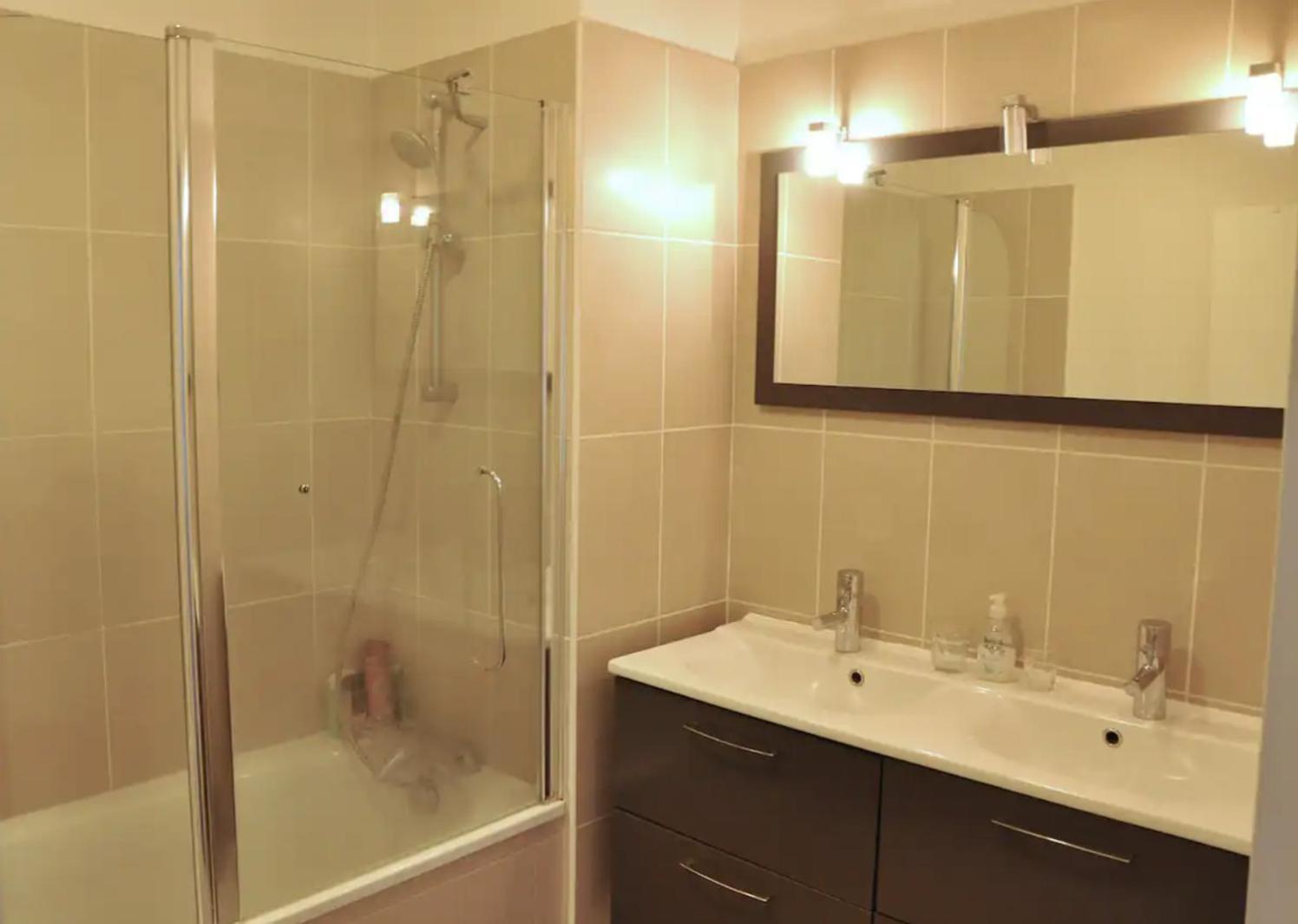 Le Vendome - Shared Appartment ลียง ภายนอก รูปภาพ